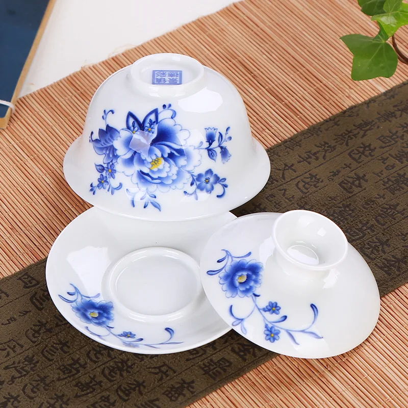 High grade white porcelain Gaiwan ceramic tea set Sancai cover bowl blue and white tea set bowl 150ml