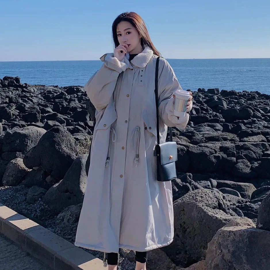 

Photo Shoot Main Push INS Off-white Long Zipper Sleeve Handsome Stand Collar Drawstring Waist Hugging Workwear Lambs Wool Cotton