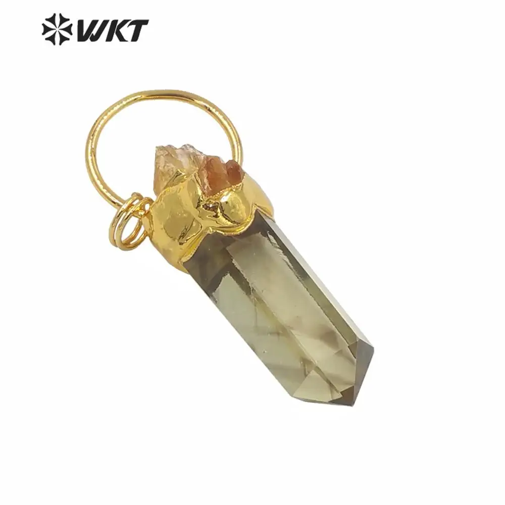 

WT-P1581 Wholesale 18k Transparent Electroplated Yellow Citrine Quartz Point Pendant Women Fashion Gold Stone Spirit Accessories