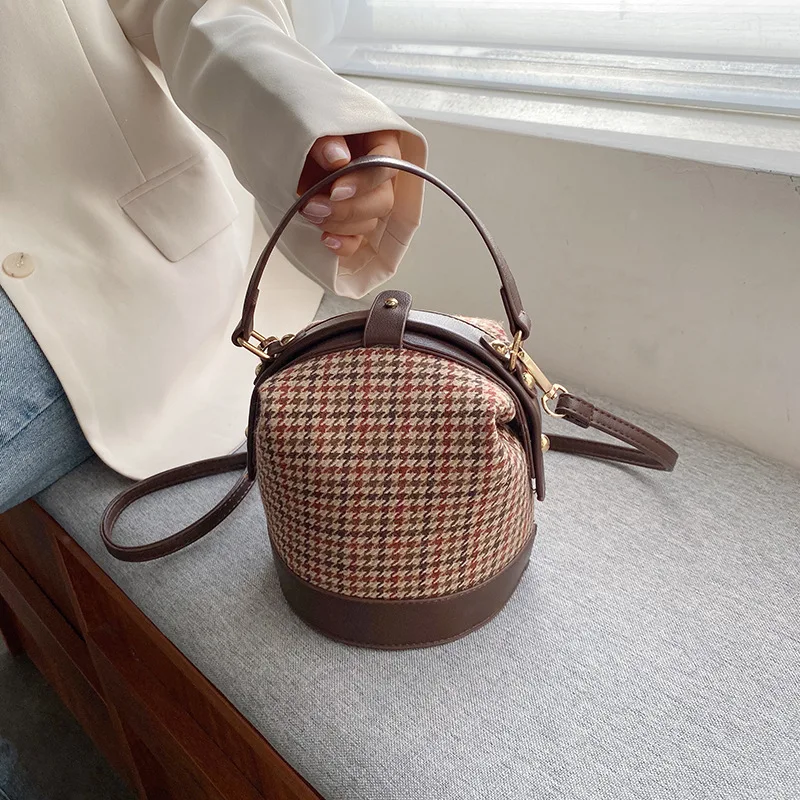 

France Non-mainstream Bag WOMEN'S Bag New Style 2020 Autumn And Winter Versatile INS Hand Shoulder Bag Online Celebrity Celebrit