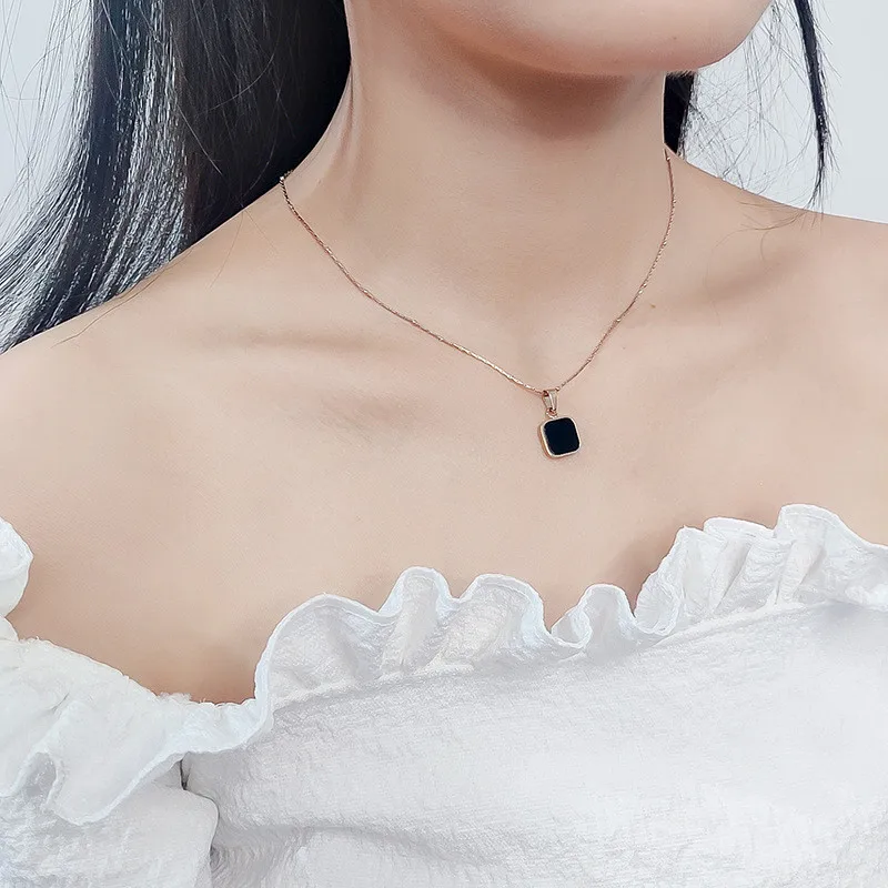 17944724649_1661689113