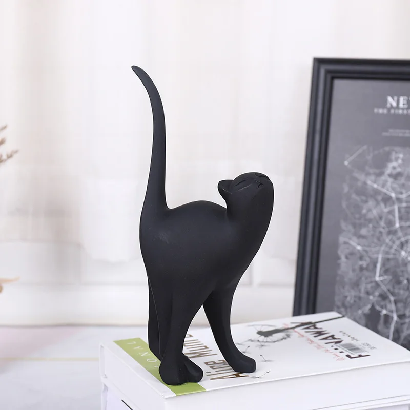 Vosarea Nordic Style Resin Crafts Elegant Delicate Animal Cat Figurine Ornament Desktop Adornment for Office Showcase Home 