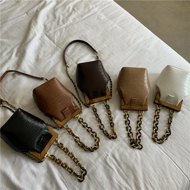 

Chain Clip Handbag Women 2020 French Elegant Style Ladies Hand Bags Spring New Acrylic Chain Stone Pattern Ladies Bags