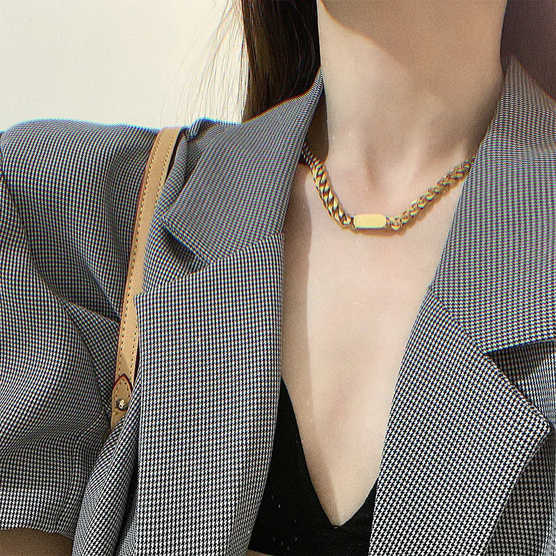 Hip hop Street heavy industry thick chain titanium steel necklace cool wind exaggerated gold clavicle chain personality 1