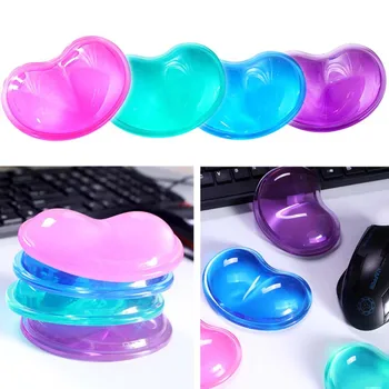 

Heart-shaped Hand Pillow Practical Soft Wrist Pad Silicone Material Transparent Mouse Pad