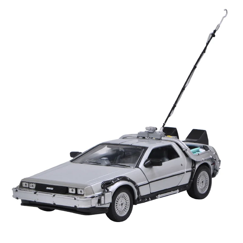 Модель автомобиля из металлического сплава 1/24 часть 1 2 3 машина времени DeLorean DMC-12