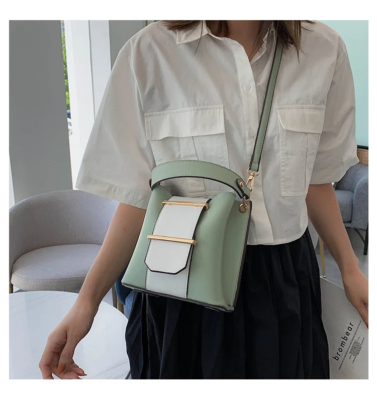 

Foreign gas bag 2019 new Korean version of Joker portable shoulder bag fashion color slung bucket bag
