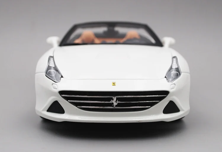 JZ) Bburago, 1/18, 1:18, Ferrari California T, спортивный гоночный открытый автомобиль, литье под давлением, модель, игрушка на день рождения для детей, мальчиков и девочек