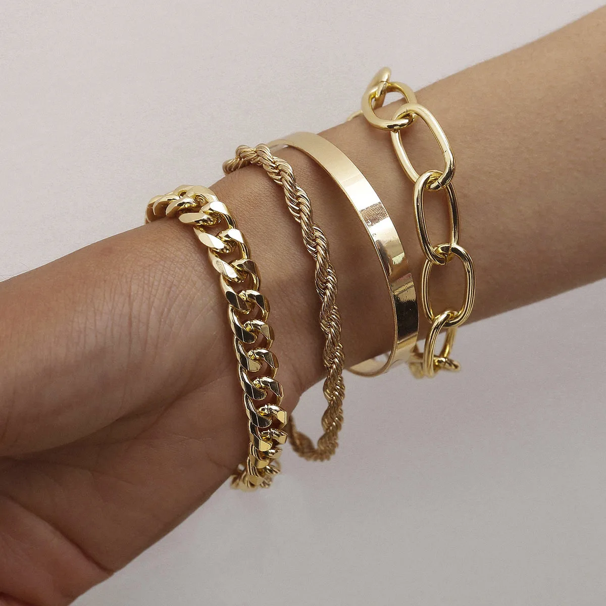 

4Pcs/Set Hip Hop Chunky Thick Miami Curb Cuban Bracelets Bangles Punk Metal Twisted Rope Chain Bracelet Jewelry Gift