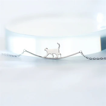 

Sole Memory Cat Arc Cute Sweet Fresh 925 Sterling Silver Clavicle Chain Female Necklace SNE595