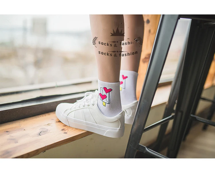 Новинка года; сезон весна-лето; забавные носки в стиле Харадзюку с надписью Happy Japan, Южная Корея Хлопковые женские носки в духе колледжа