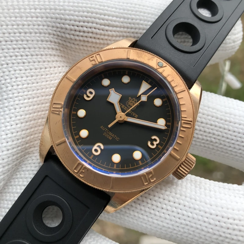 

Steeldive SD1958S Men's Bronze Watch 41mm Black Dial Sapphire Crystal 200M Water Resistance NH35 Automatic Movement Men's Watch