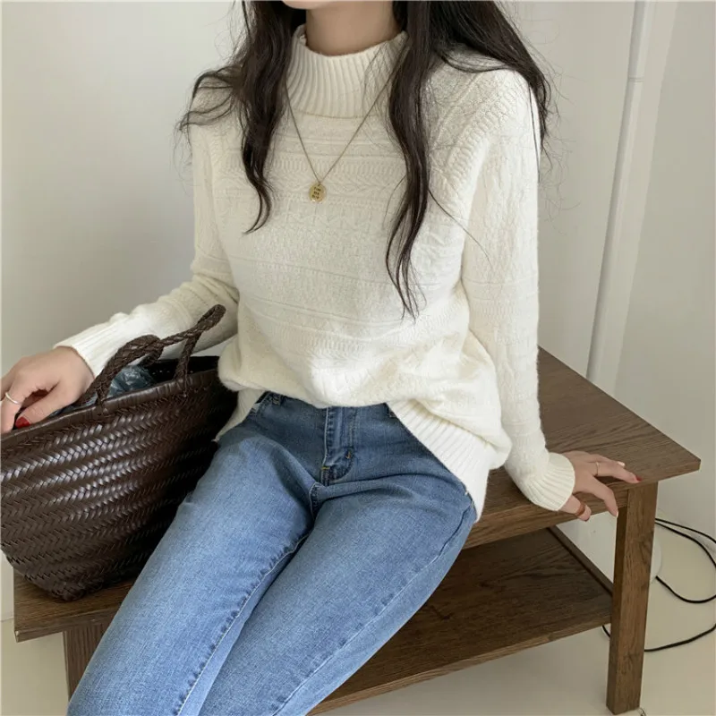 New style thickened half high neck sweater women's loose twist knitwear in autumn and winter 2019 New style thickened half high neck sweater women's loose twist knitwear in autumn and winter 2019