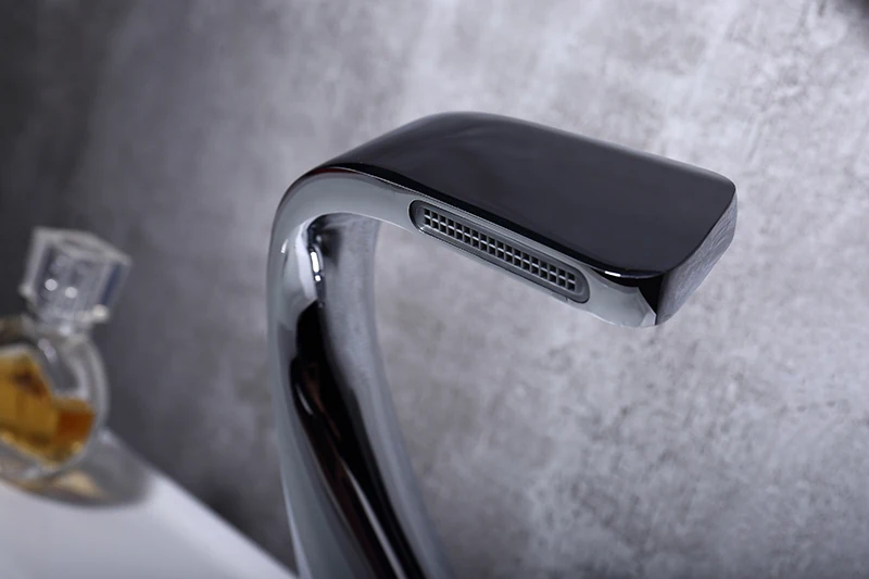 de água fria e quente preto chrome