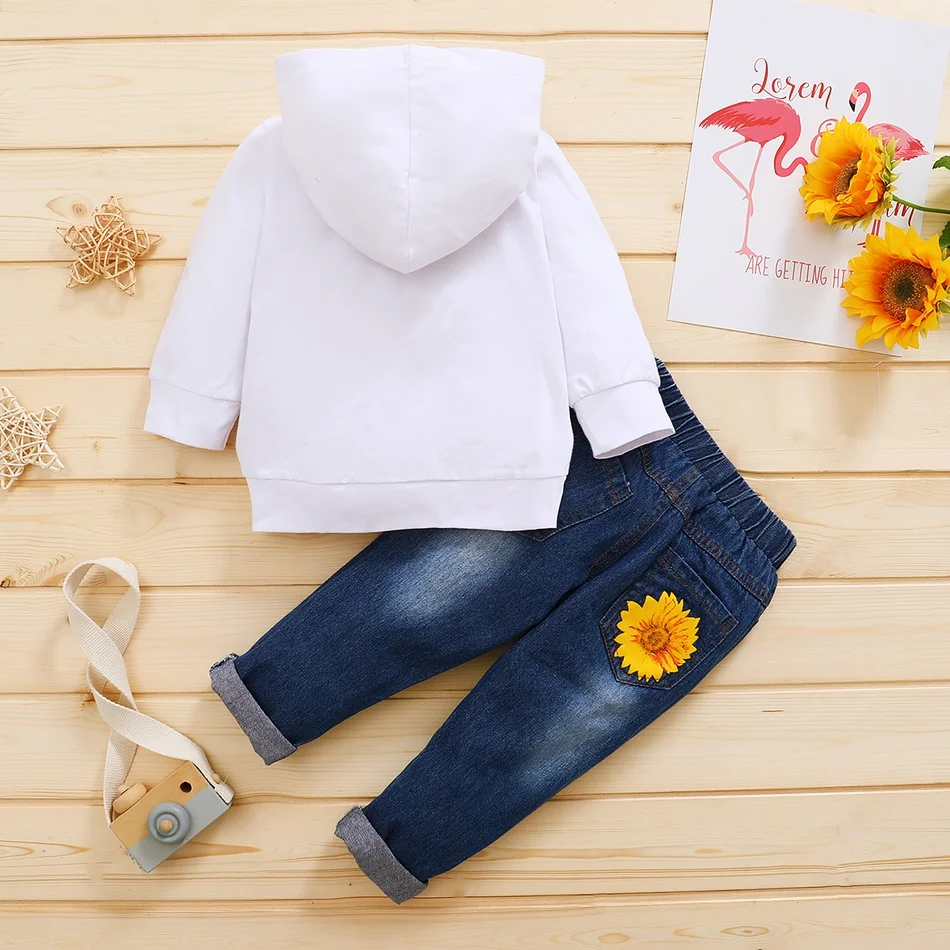 PatPat New Arrival Autumn and Spring 2-piece Baby Toddler Sunflower Hooded Pullover and Denim Pants Sets Children's Clothing