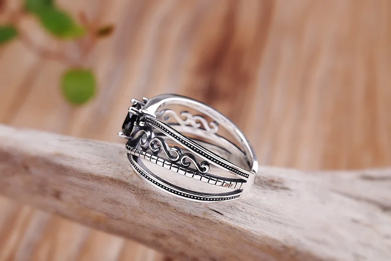 11919819665_1002566014