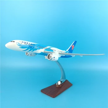 

30CM 1:200 scale Boeing B787 China Southern AIR W Base Resin Aircraft static solide Model Toy Diecast Plastic Plane GiftsDisplay