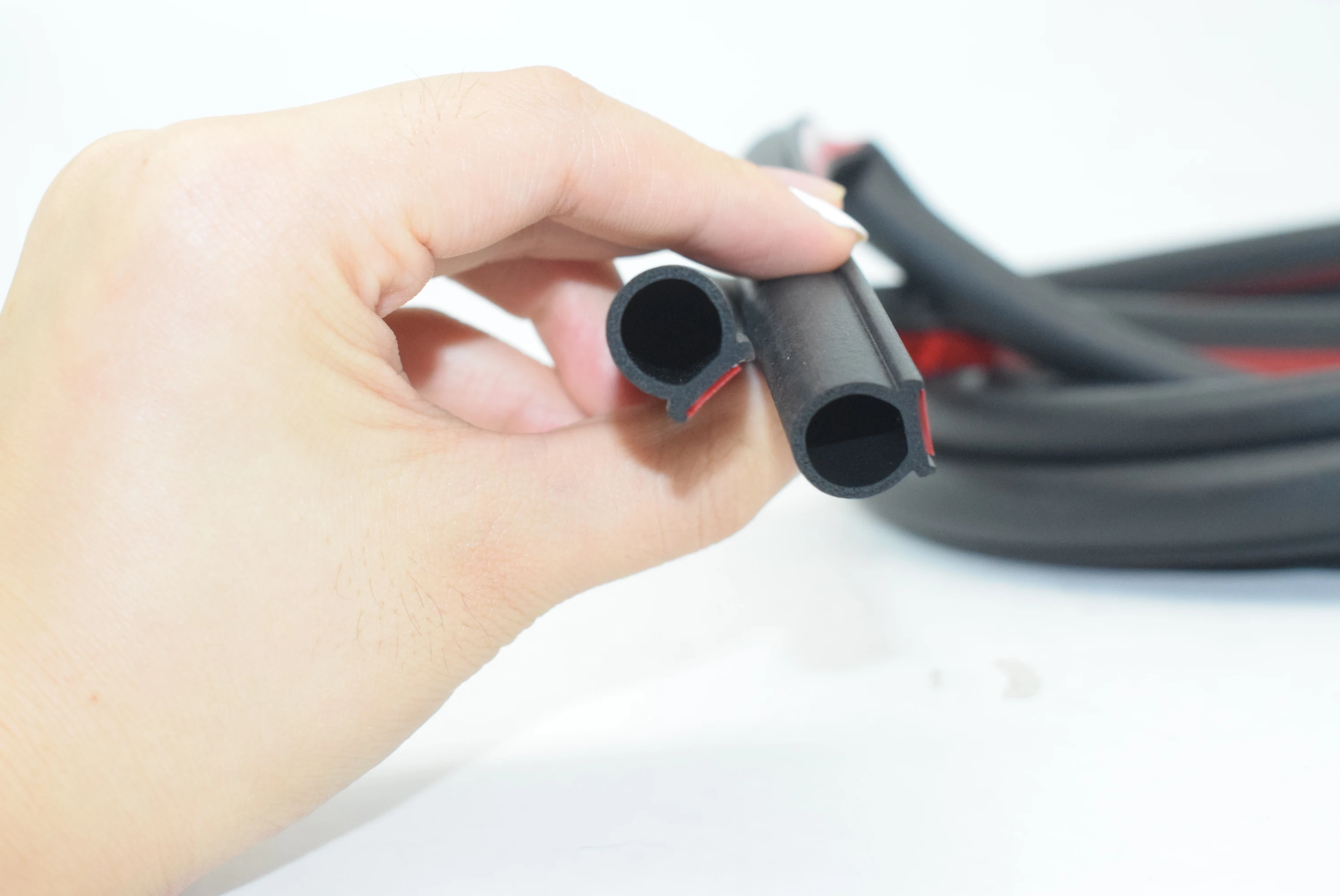 

Suitable for TOYOTA Rubber Door Sealing Strip Car Door Sealing Strip Sound Insulation EDPM Car Rubber Waterproof Sealing Strip
