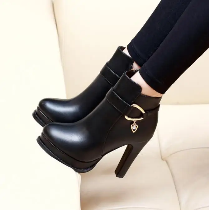 

Brand Women's Shoes Lolita Boots Booties Ladies Chunky Heel Clogs Platform Bootee Woman 2019 Lace Up Round Toe Crystal Fashion