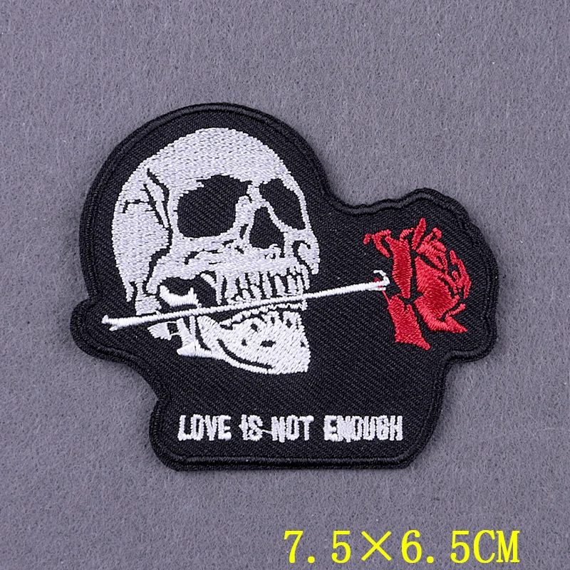 Toppa ricamata ferro o cucitura vintage per motociclisti | Patch vintage per cucito/stiratura | Applicazione con immagine di motociclista per tutti i tessuti | Accessori per motociclisti | 75x75mm