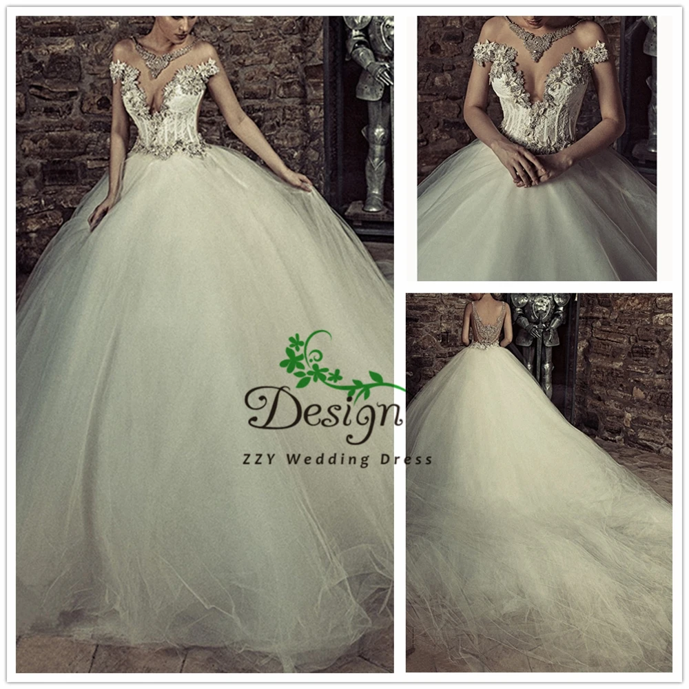 Vintage Ivoor Spaghettibandjes Applicaties Tulle Turkse Trouwjurken Lace-Up Trouwjurken 2019 Prinses Met Kapel Trein Vintage Ivoor Spaghettibandjes Applicaties Tulle Turkse Trouwjurken Lace-Up Trouwjurken 2019 Prinses Met Kapel Trein