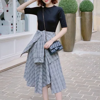 

Women Dress 2019 Autumn and Winter New Round Neck Contrast Plaid Stitching Lace Irregular Dress