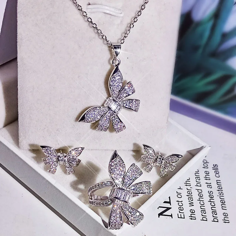 

2021 Simple Butterfly Jewelry Set Charm Stud Earring Necklace Ring for Women Fashion Jewelry Valentine Birthday Party Gift