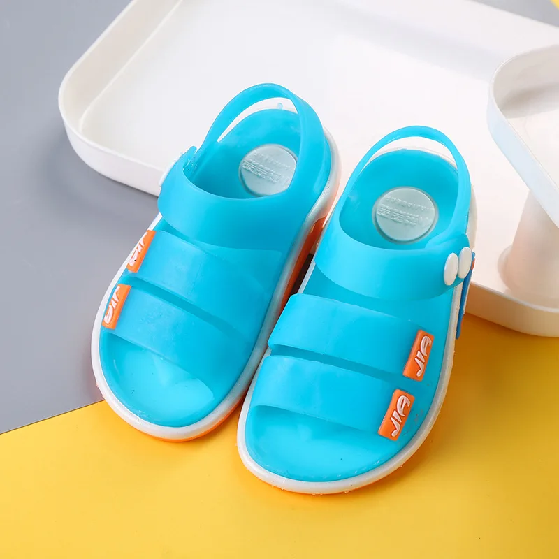 Summer 1-8 years old bear Jiajia boys sandals slip wear indoor and outdoor children's slippers Cool girls shoes Children's Shoes
