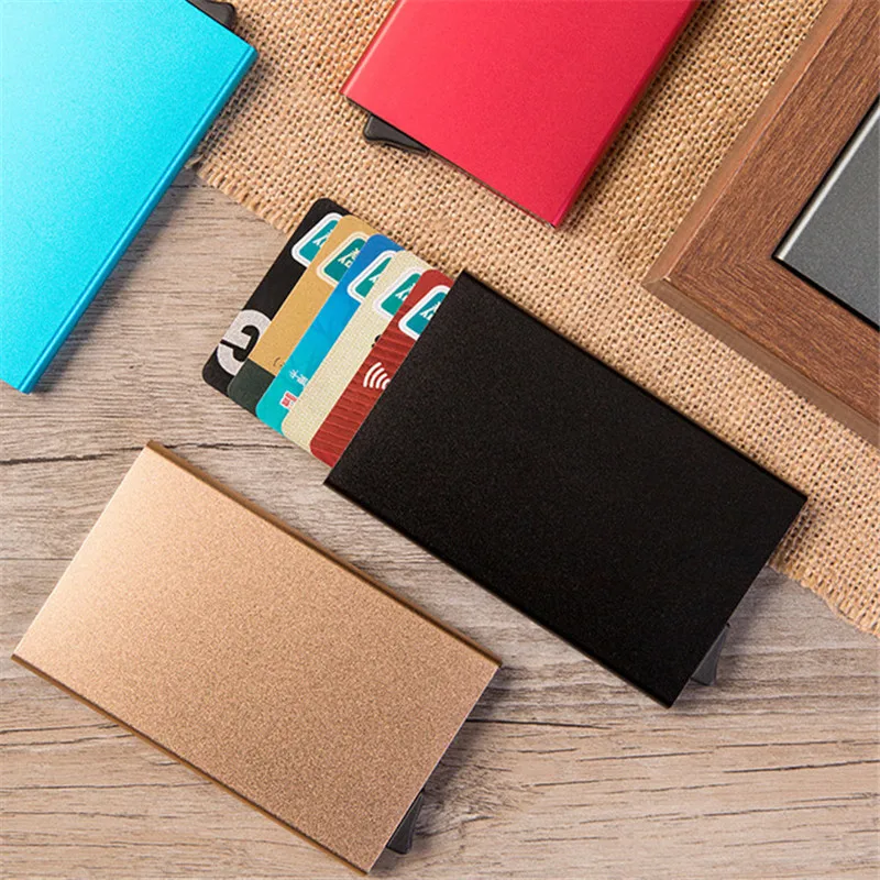 10669559053_554703709