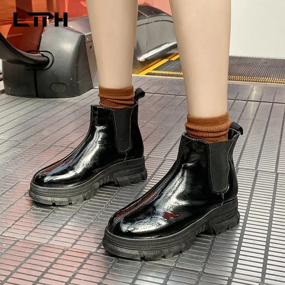 

LPTH Martin boots 2020 new autumn and winter Chelsea boots solid color flat thick heel comfortable women's shoes platform shoes