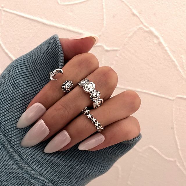Butterfly Hip Hop Rings Multi-layer Adjustable Chain Two Open Finger Rings Alloy man Rotate Rings for Women Party Gift