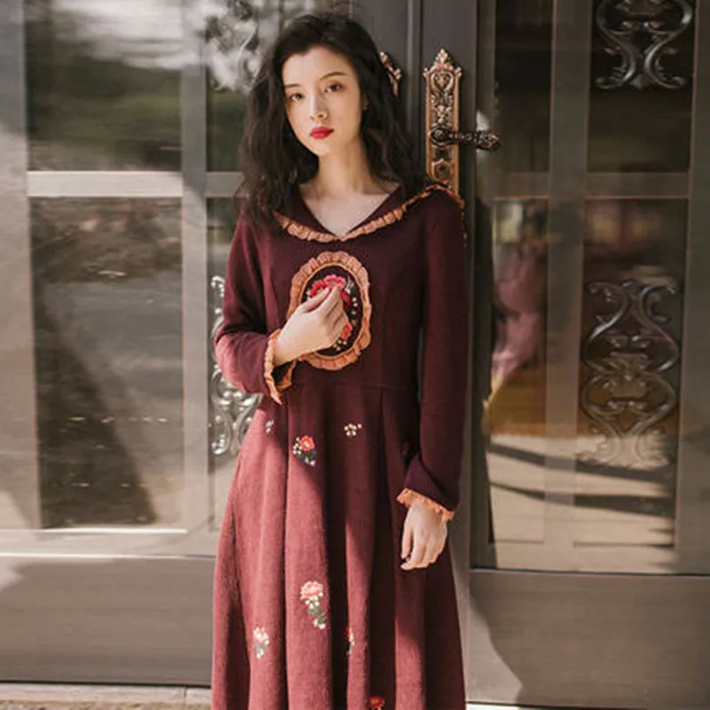 

High Quality2023 Spring Autumn Fashion Embroidery flowers long knit dress female lace ruffles stitching Sailor Collar knit dress
