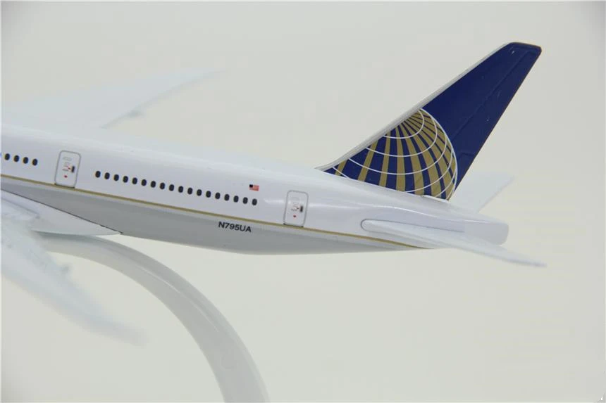 20 см Boeing B777 Юнайтед авиалиний металлический сплав модель самолет игрушечный самолет детский подарок