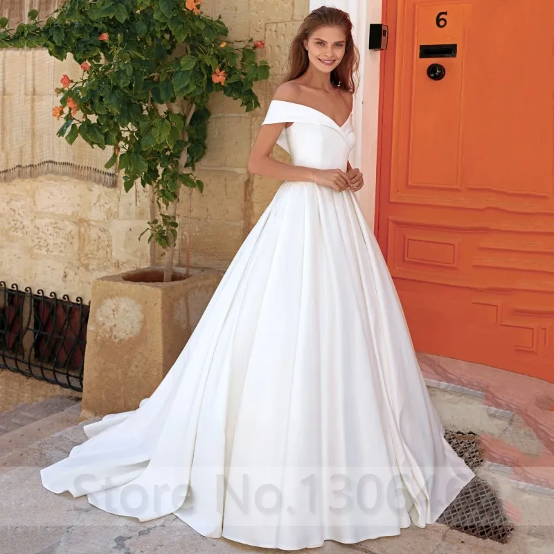 

Off Shoulder Satin A-line Wedding Dress Lace Up Back Court Train Beaded Decorated Waist Bridal Dress robe de mariee 2020