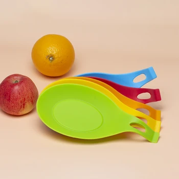 

1pcs Silicone Spoon Rest Heat Resistant Placemat Spoon Put Mat Device Kitchen Utensil Spatula Holder Pads Kitchen Accessories