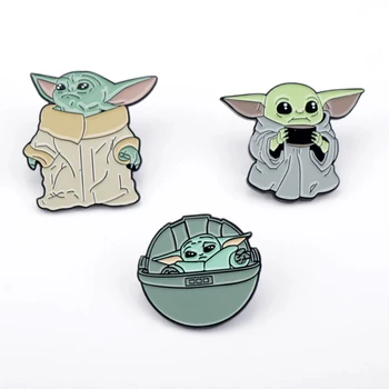 

Star Wars Brooch Pin Master Yoda Stormtrooper Darth Vader Brooches Pins Badges Men Lapel pin Movie Creative Jewelry Gift