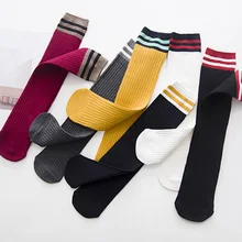 Цветные носки в полоску; сезон осень-зима; Хлопковые гольфы до колена для малышей; японские дышащие впитывающие пот удобные теплые носки; Skarpetki