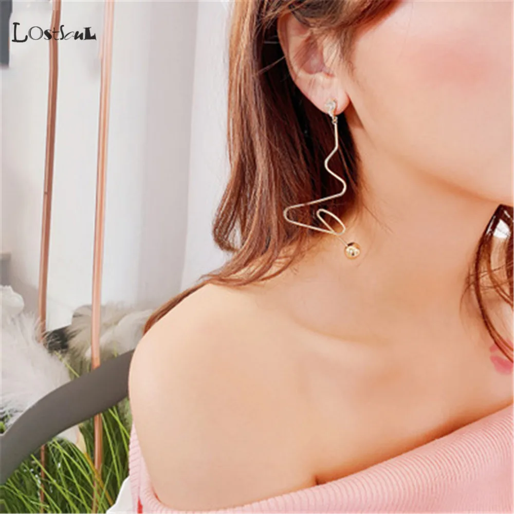 

LOSTSOUL Geometry Female Gold Earrings Fashion Simple Irregular Earrings Zircon Long Pendant Earrings Jewelry