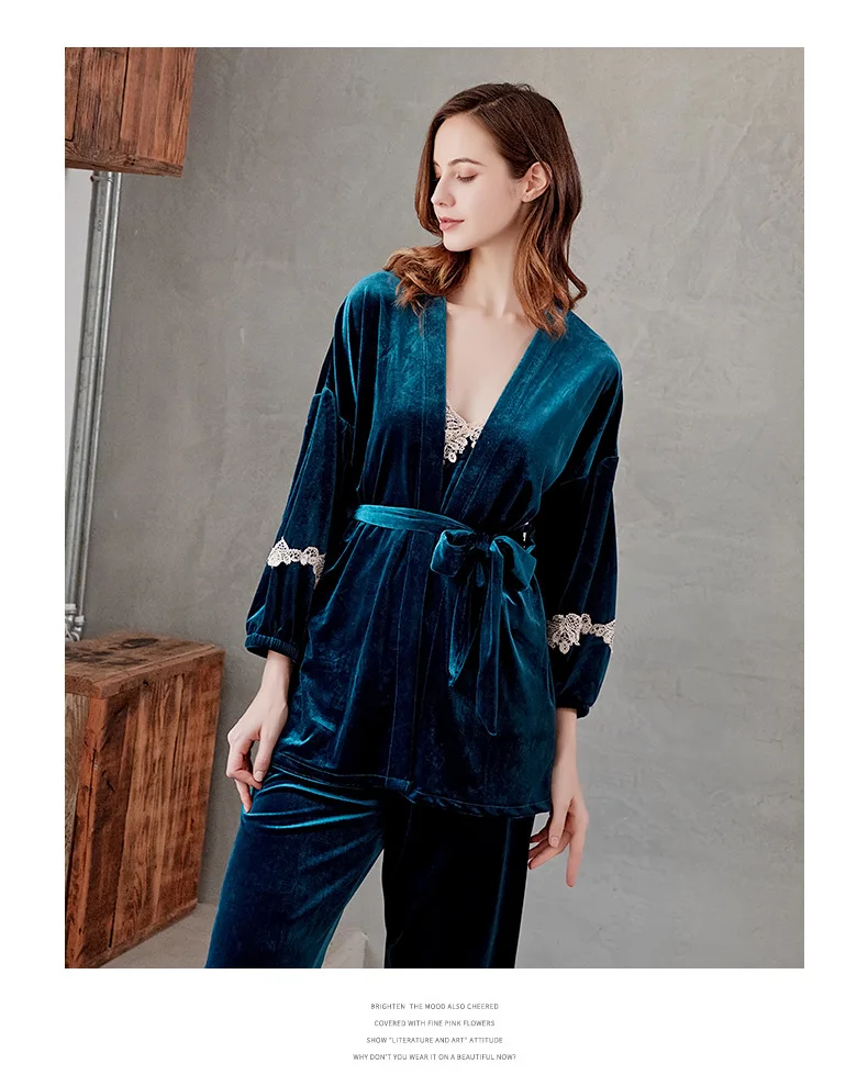 12027694447_1108131763