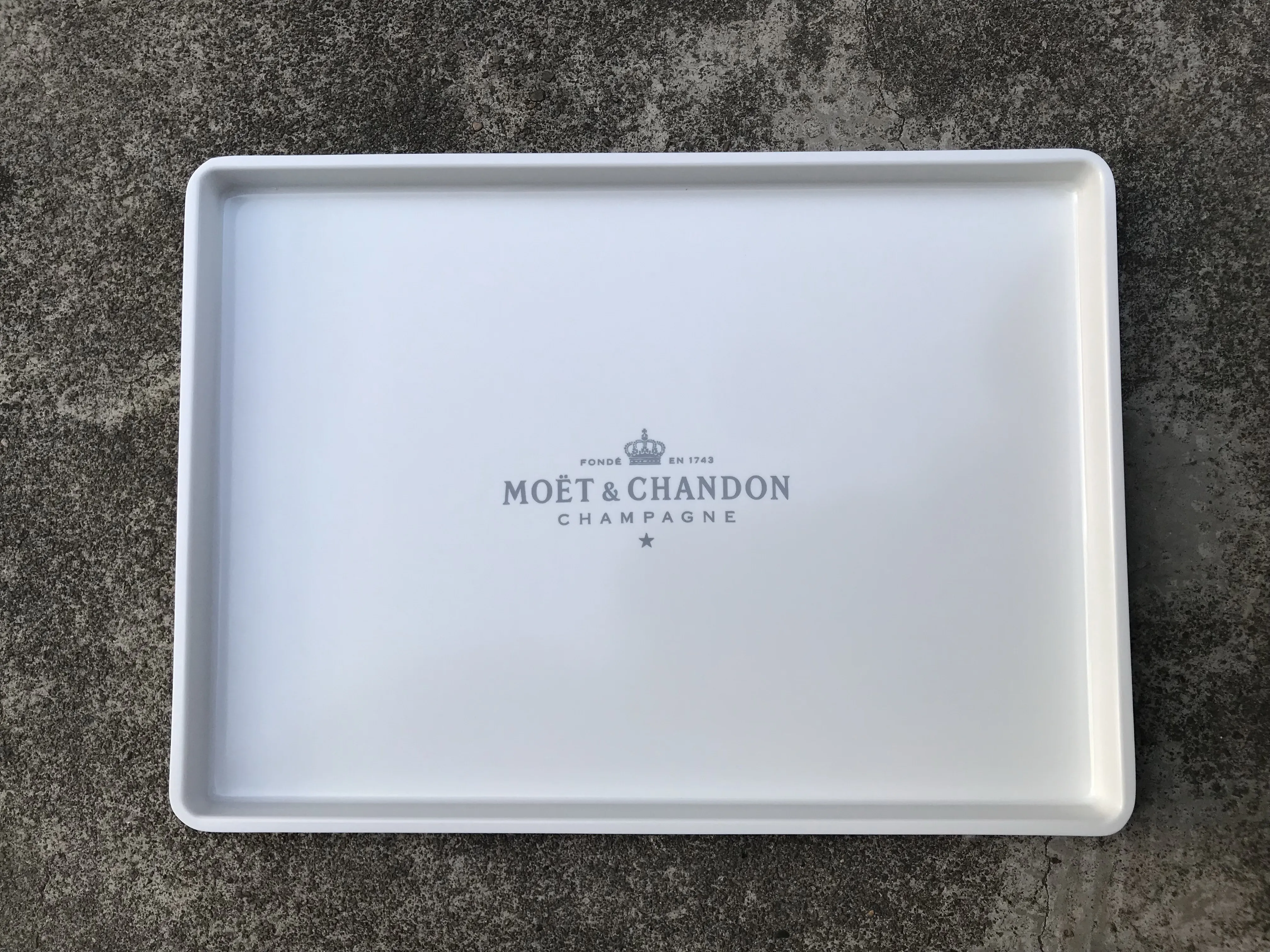 Moet and Chandon в скандинавском стиле пластиковый поднос для завтрака еда фрукты десерт тарелка для закуски хранение поддоны для кухни Органайзер