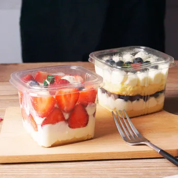 

Clear Cake Box Transparent Square Mousse Plastic Cupcake Boxes With Lid Yoghourt Pudding Wedding Party Supplies