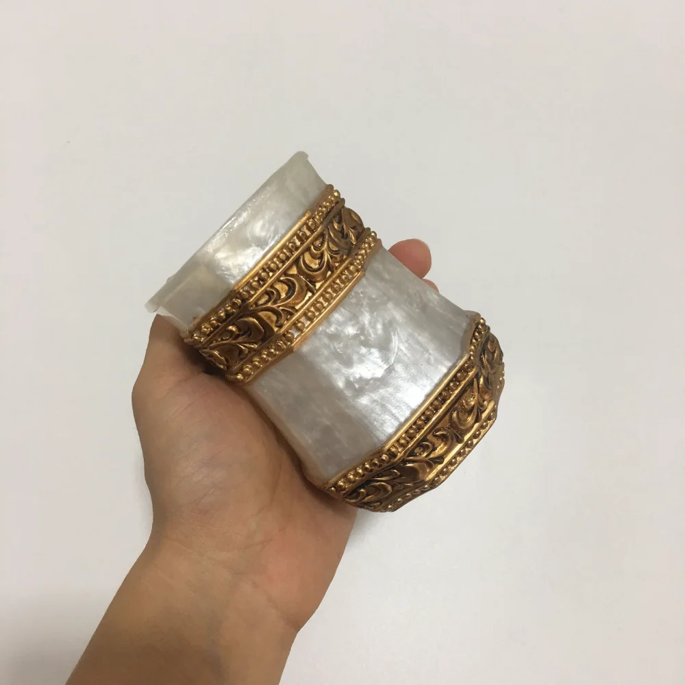 3AFFB99223DFD084F36B34707A8F035C