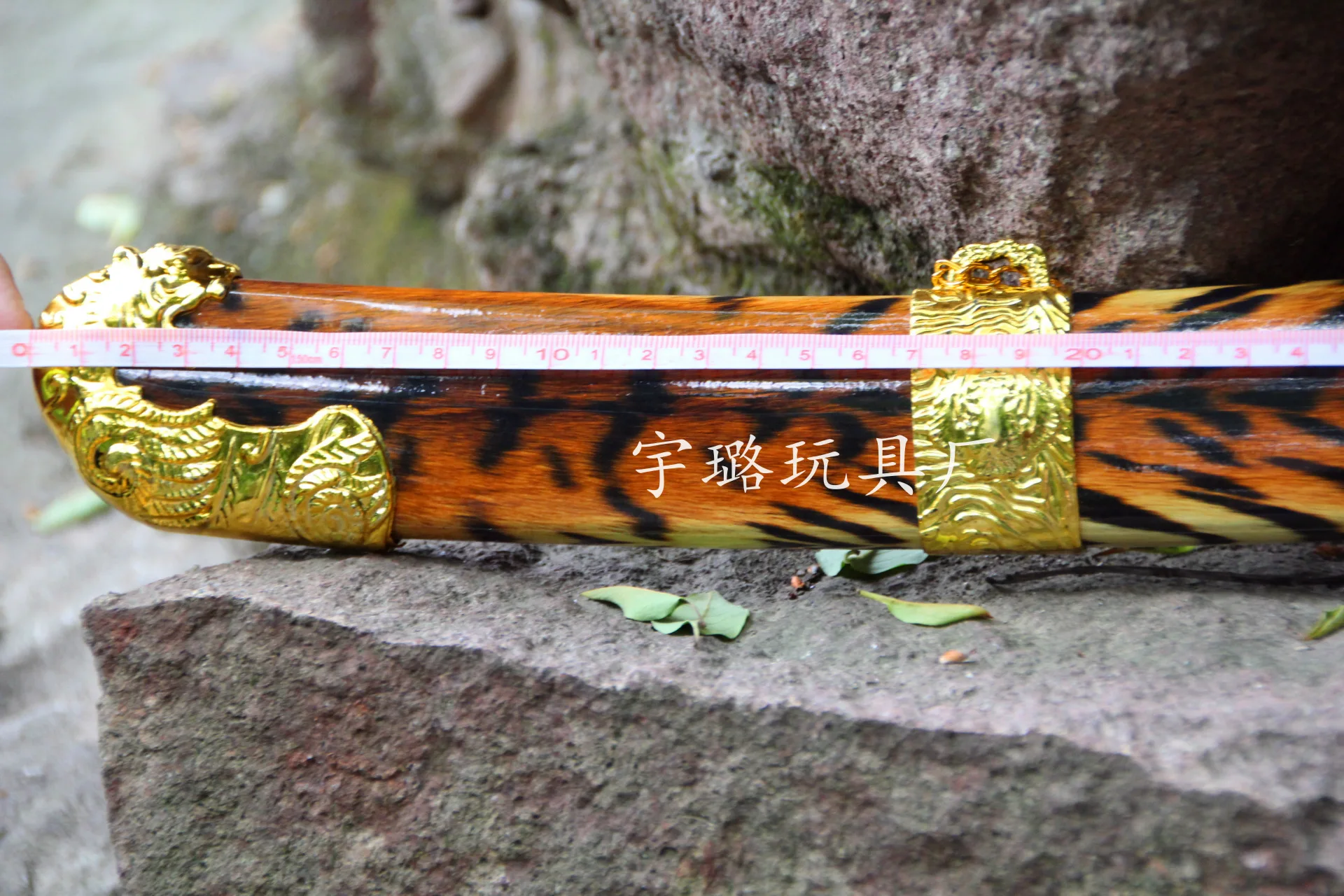 Живописная зона Горячая Игрушечная модель du jin si дракон и Тигр и Нож Оружие Модель игрушка мальчик подарок большое количество выгодно