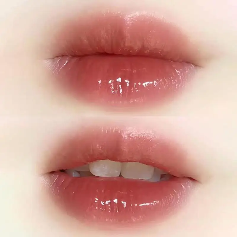 glossy korean lips