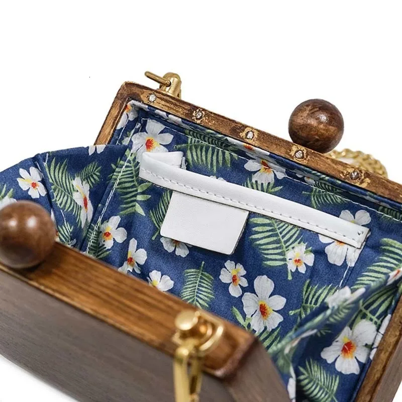 [DEAT] Small Square Personality Wooden Lock Chain Casual Simgle Women Accessories New Spring Summer Fashion Tide 10D715