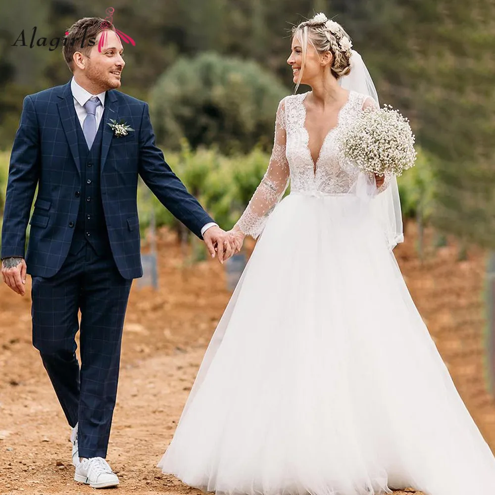 

Sexy Illusion Deep V-neck Wedding Gowns A line Full Sleeves Bridal Dress Simple White Lace Bride Dress Plus Size 2020