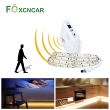 Под Кабинет светильник светодиодный движение-активированный кровать светильник 5V движения PIR Сенсор USB Светодиодные ленты 2835SMD шкаф лампы лента ПК ТВ Подсветка