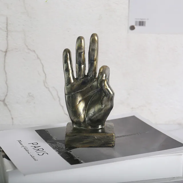 Gesto Dito 입상: 독특하고 아름다운 홈 데코와 오피스 장식