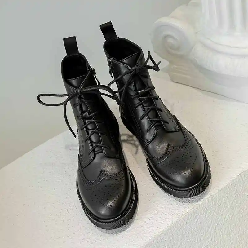 Krazing pot/Винтажные ботинки-гладиаторы из натуральной кожи с круглым носком на толстом низком каблуке со шнуровкой; Модные ботильоны-оксфорды с перфорацией; l11