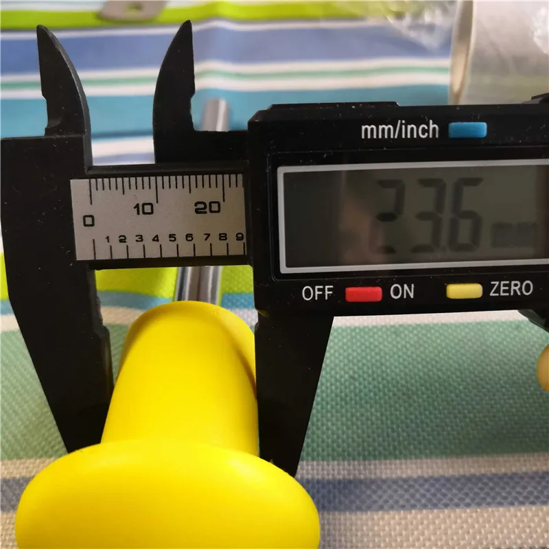 3333